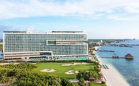 Hyatt Vivid Cancun (Adults Only)